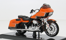 H-D Custom Harley-Davidson 1:18 Die-Cast Motorcycles