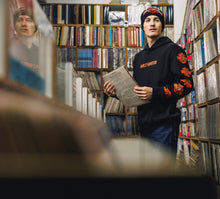 Men's Essential Bar & Shield Pullover Hoodie
