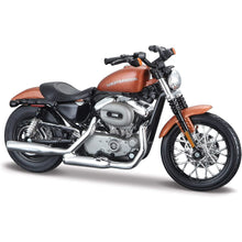 H-D Custom Harley-Davidson 1:18 Die-Cast Motorcycles